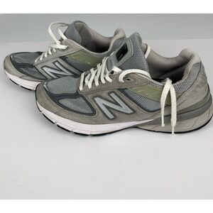 New Balance 990v5 Men’s Size 9 D - Gray White Athletic Running Shoes.Athletic